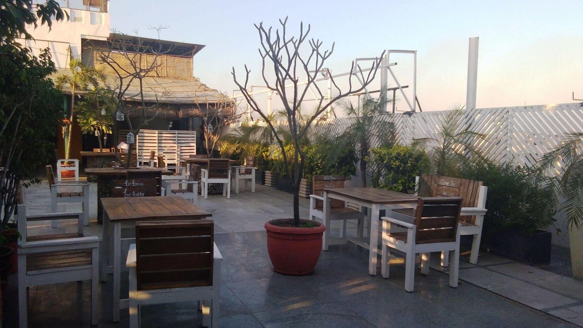 The White Klove New Delhi Exterior foto