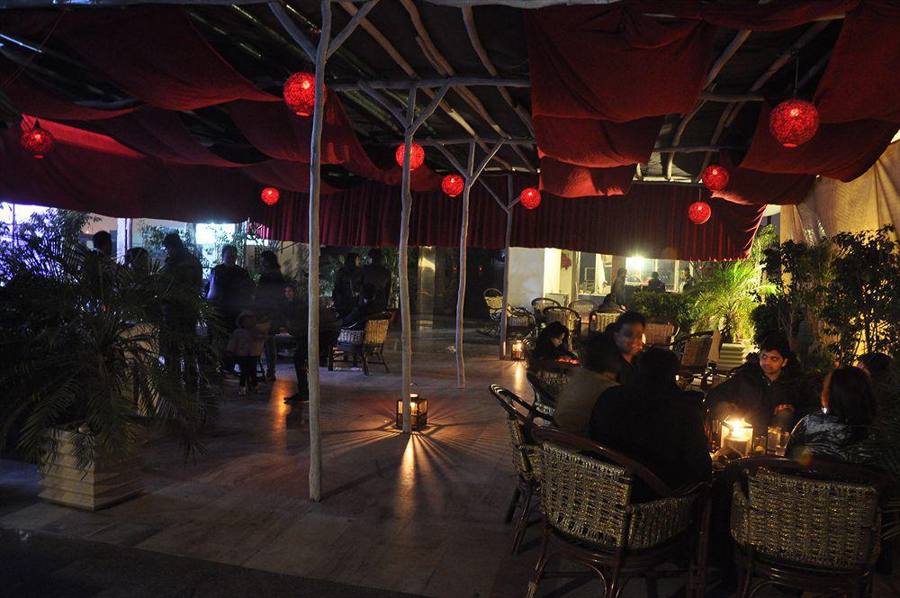 The White Klove New Delhi Exterior foto